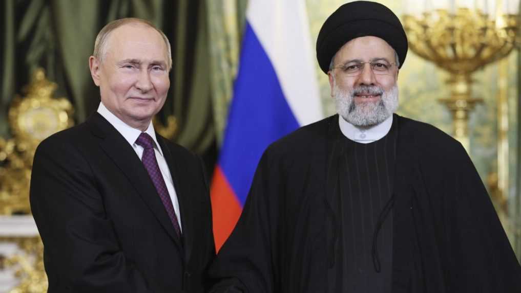 Putin telefonoval s iránskym prezidentom Raísím, vyzval ho na zdržanlivosť