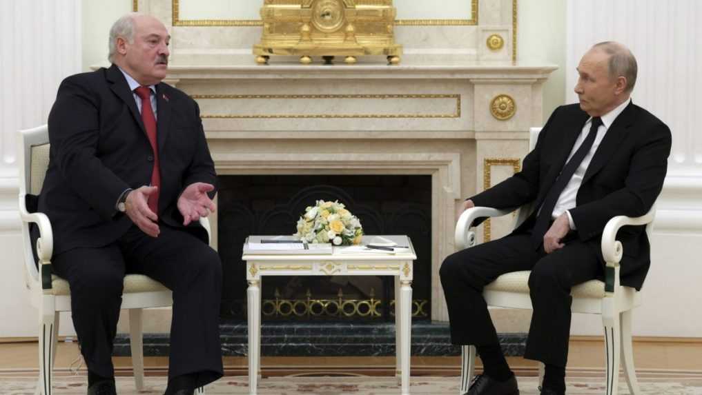 Na ukrajinskej frontovej línii nastala patová situácia, je čas na mierové konania, vyhlásil Lukašenko