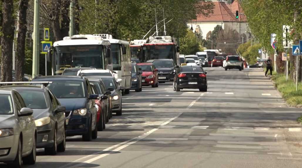 Vodiči v Prešove nedodržiavajú dopravné obmedzenia. Doplácajú na to cestujúci
