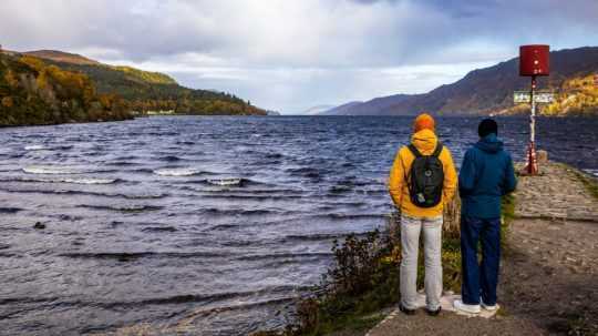 Jazero Loch Ness v Škótsku.