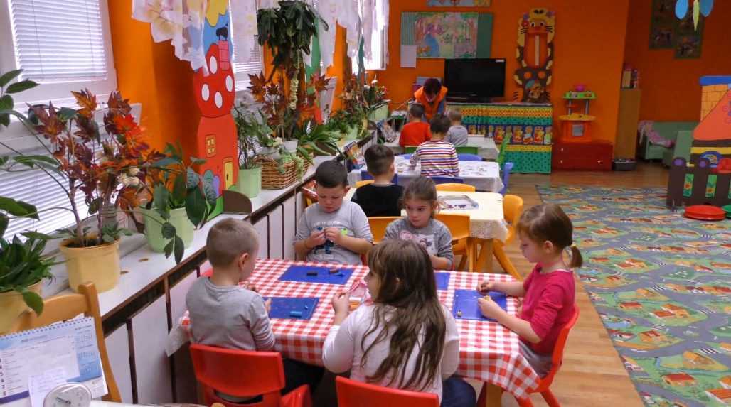 Tisíce nových miest pre škôlkarov vzniknú z peňazí z plánu obnovy, potvrdil premiér Fico
