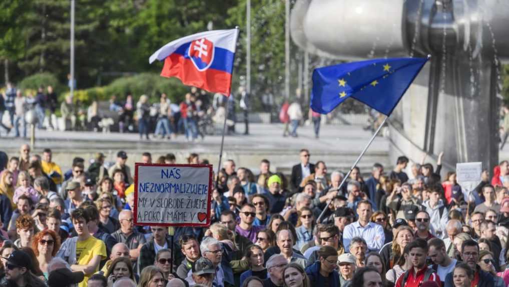 Záchrana druhého piliera aj RTVS: Opozičný protest prilákal do centra Bratislavy tisícky ľudí