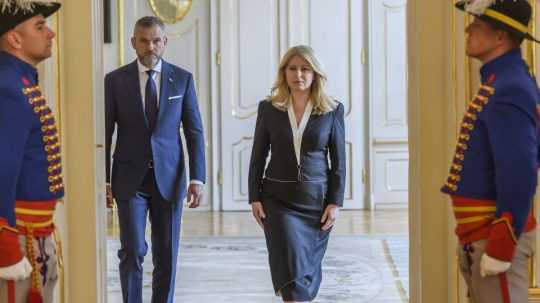 Prezidentka SR Zuzana Čaputová a zvolený prezident Peter Pellegrini pred spoločným vyhlásením.