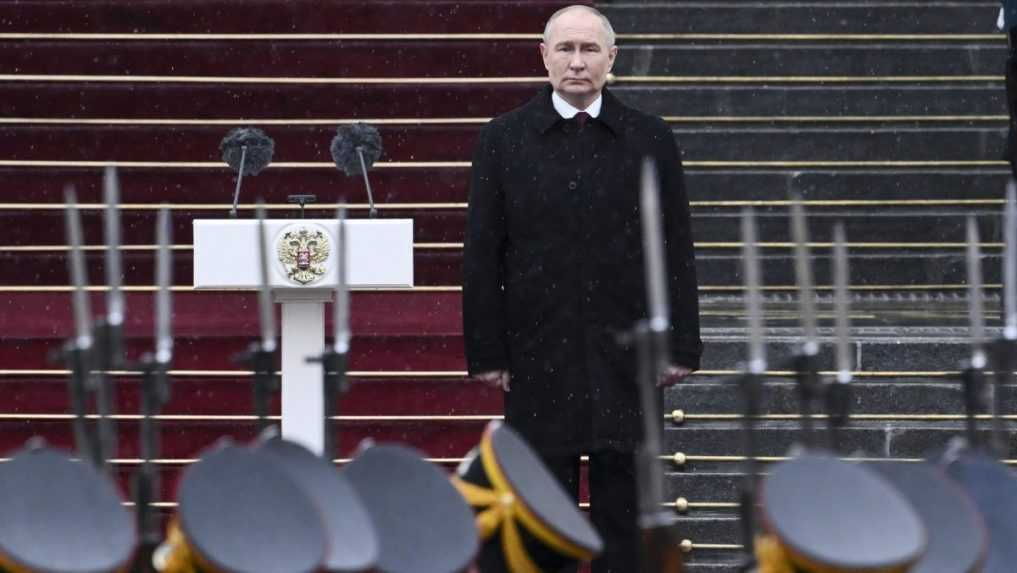 Na inaugurácii Putina malo zastúpenie aj Slovensko. Fico sa chce dištancovať od bývalej vlády, hovorí publicista