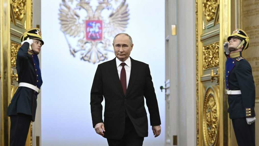 Vladimir Putin zložil prezidentský sľub, ujal sa tak svojho piateho funkčného obdobia