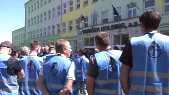 Takmer 200 zamestnancov spoločnosti Bukóza Holding v okrese Vranov nad Topľou štrajkovalo.