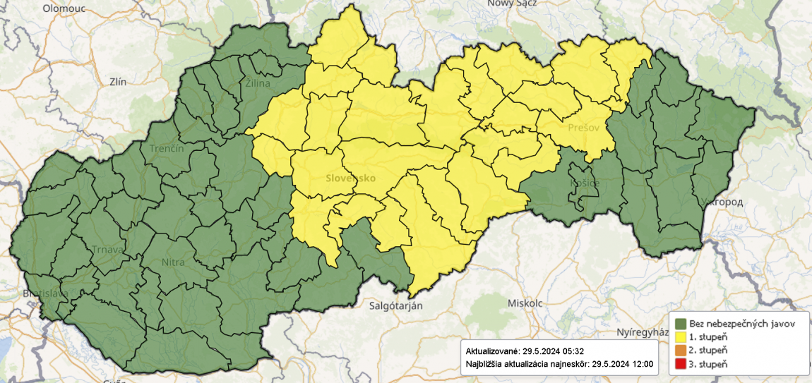 Mapa Slovenska s meteorologickými výstrahami.