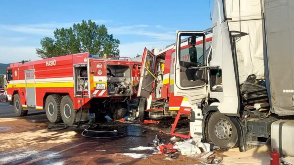 Tragédia na diaľnici D1: Polícia obvinila vodiča kamiónu, ktorý vrazil do stojacich vozidiel