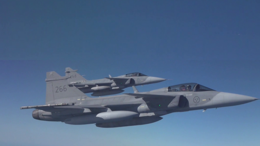 Letka stíhačiek F-16 by mohla byť ešte väčšia. Ministerstvo obrany začalo diskusie s USA, potvrdil pre RTVS R. Kaliňák