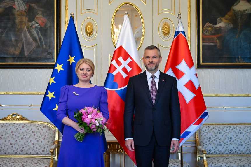 Na snímke nový prezident SR Peter Pellegrini a jeho predchodkyňa Zuzana Čaputová.