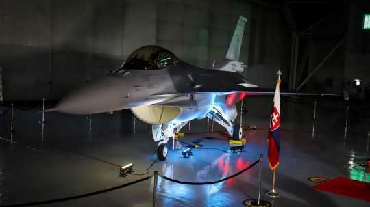 Prvé americké stíhacie lietadlo F-16 pre Slovensko.