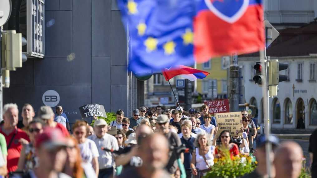 V Bratislave sa uskutočnil pochod za slobodu a demokraciu. Organizátori apelovali na zachovanie nezávislosti médií