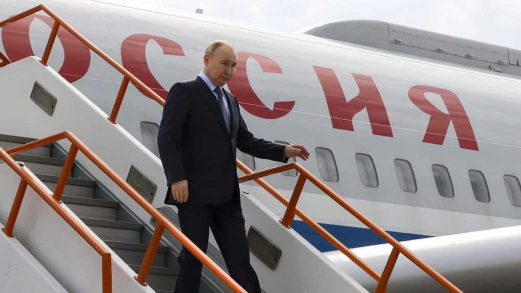 Ruský prezident Vladimir Putin prišiel do KĽDR, kde strávi dva dni. Potom navštívi Vietnam