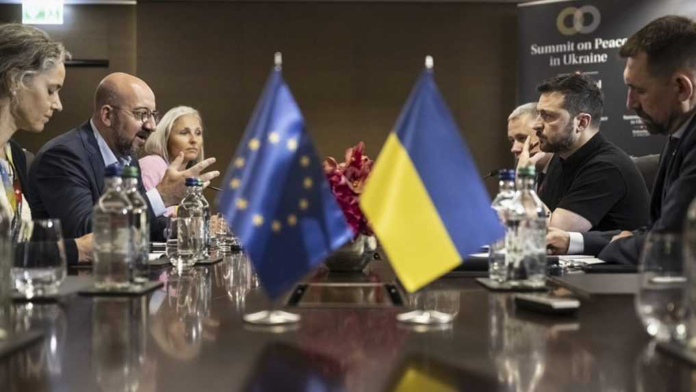 Ukrajina a Moldavsko sú o krok bližšie k Európskej únii, prístupové rokovania sa začnú v utorok