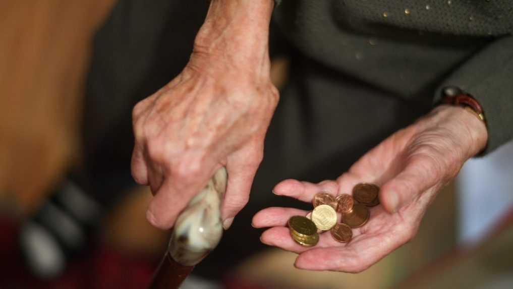 Štát začal vyplácať rodičovský dôchodok. Rekordér si prilepší o takmer 2 500 eur