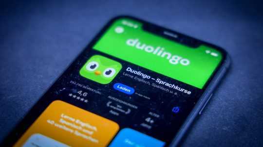 Na ilustračnej snímke logo aplikácie Duolingo.