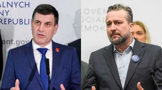 Zľava zvolení europoslanci Branislav Ondruš (Hlas-SD) a Ľuboš Blaha (Smer-SD).