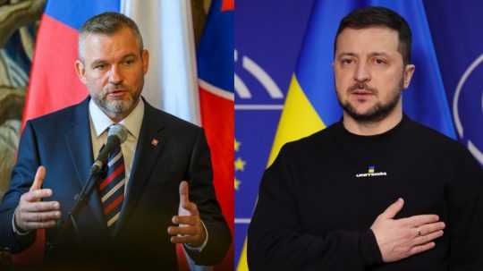 Zľava slovenský prezident Peter Pellegrini a ukrajinský prezident Volodymyr Zelenskyj.
