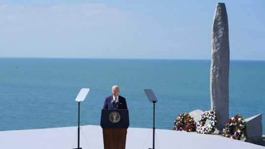 Americký prezident Joe Biden znovu vyzval Američanov na ochranu slobody a demokracie.