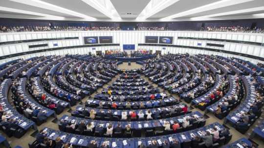 Na ilustračnej snímke Európsky parlament.