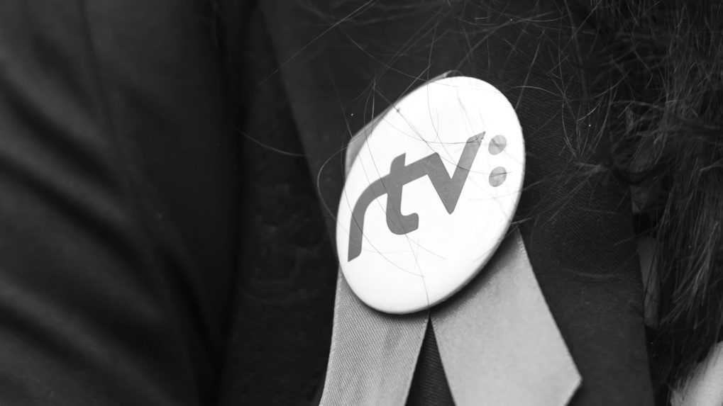 RTVS zanikla, vznikla STVR. Prezident podpísal zákon na poslednú chvíľu, meno štatutára je stále neznáme