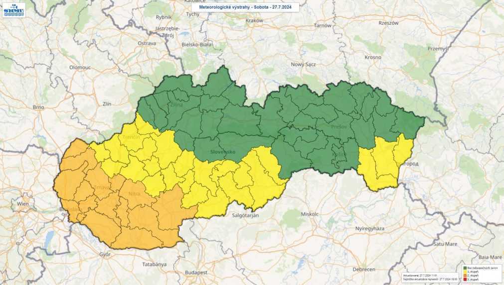 Mapa Slovenska s platnými meteorologickými výstrahami. 