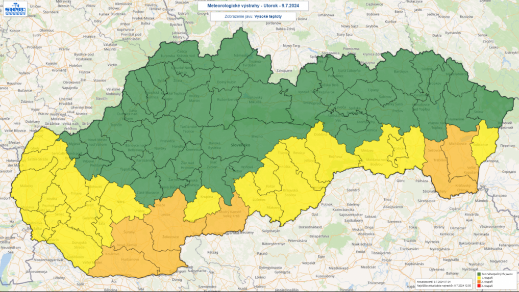 Mapa Slovenska s výstrahami pred vysokými teplotami.