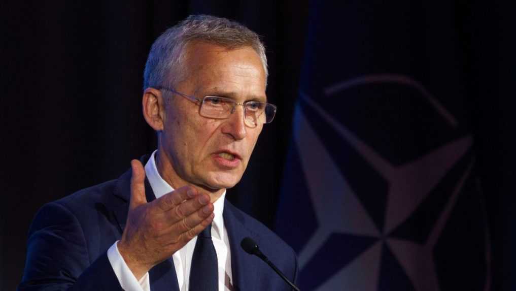 NATO nakúpi protilietadlové strely za stovky miliónov eur, vyhlásil Stoltenberg