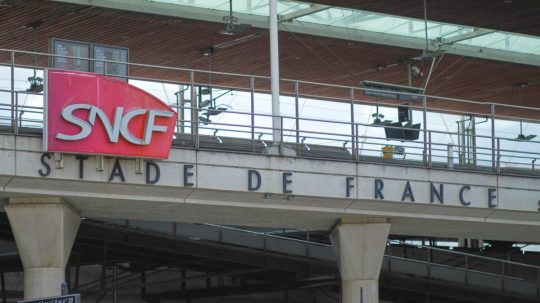 Vlaková zastávka Stade de France v Paríži.
