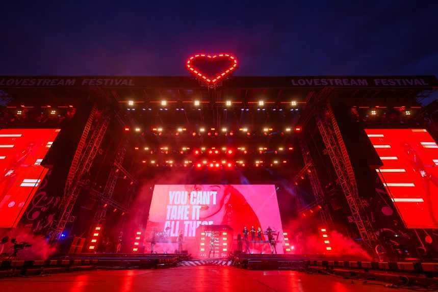 AtmosfÃƒÂ©ra poÃ„Âas festivalu Lovestream.