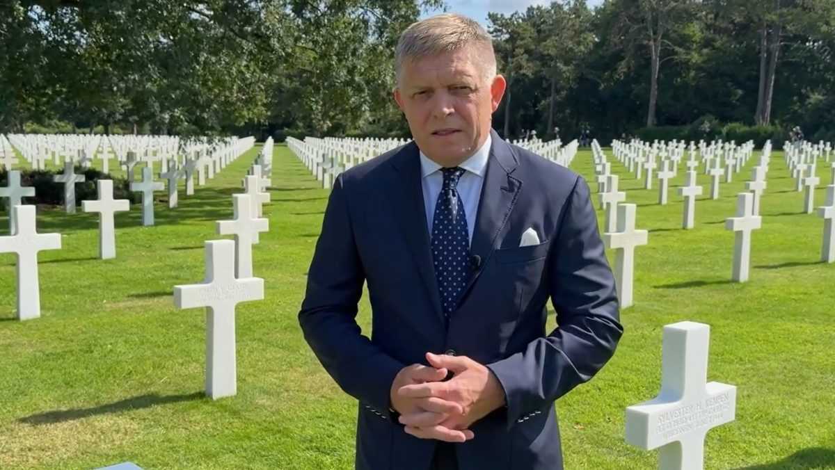 Le Premier ministre Fico s’est rendu en Normandie, où il a honoré la mémoire des soldats tombés pendant la Seconde Guerre mondiale