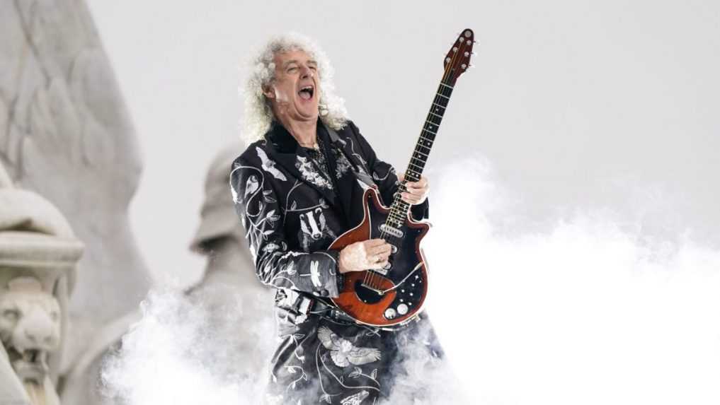 Legendárny gitarista Brian May mal ľahkú mozgovú príhodu, dočasne nemohol hýbať ľavou rukou