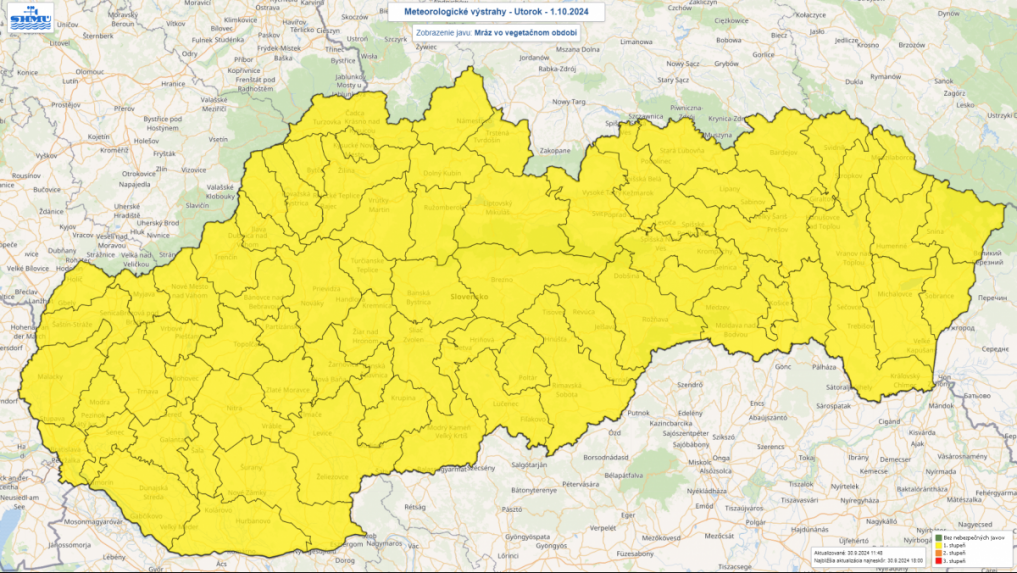 Mapa Slovenska s platnými meteorologickými výstrahami.