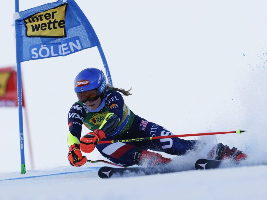 VIDEO: Shiffrinová ovládla prvé kolo obrovského slalomu v Söldene. Slovenka Jančová spadla a preteky nedokončila