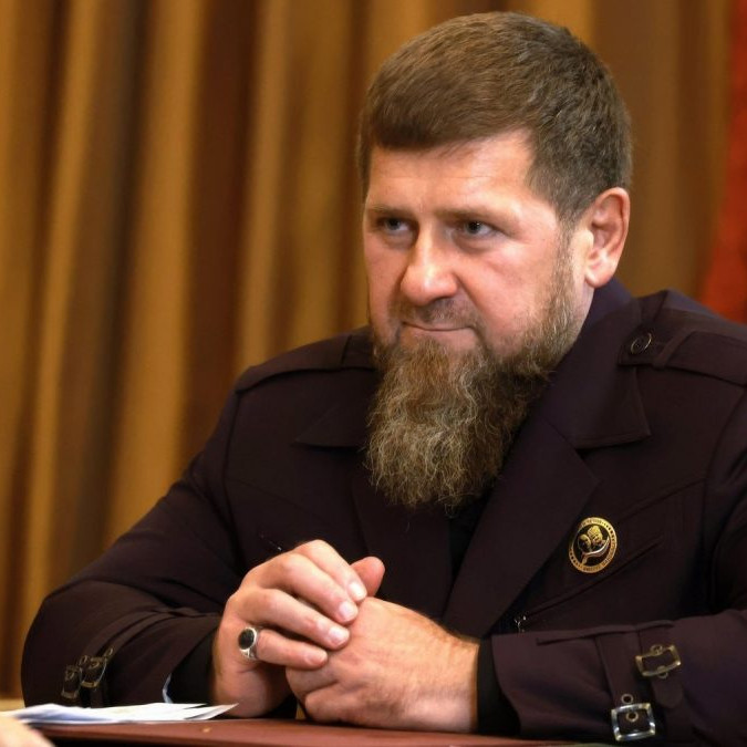 Čečenský vodca Kadyrov tvrdí, že ho chceli zabiť ruskí poslanci. Vyhráža sa „krvnou pomstou“