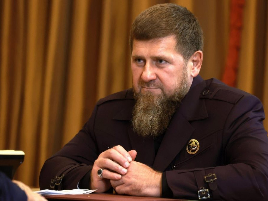 Čečenský vodca Kadyrov tvrdí, že ho chceli zabiť ruskí poslanci. Vyhráža sa „krvnou pomstou“