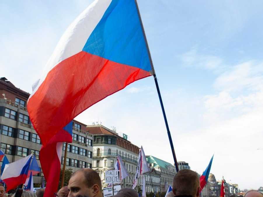 Českí lekárski odborári žiadajú vyššie platy pre lekárov v nemocniciach. Ak sa nedohodnú, avizujú štrajk