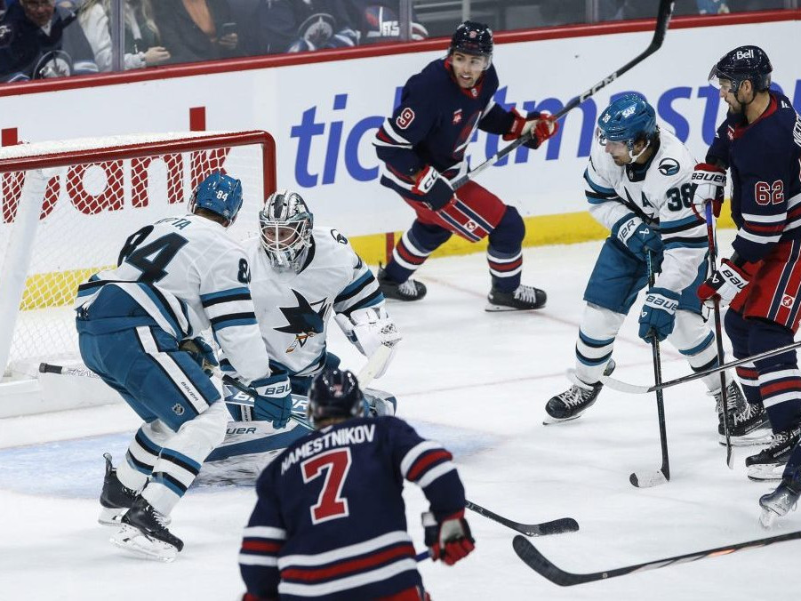 NHL: Slováci sa v akcii nepredstavili. Winnipeg ostáva naďalej nezdolaný