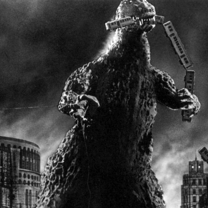 Godzilla, ničivé zmutované monštrum podobné dinosaurovi, je kinematografickým fenoménom. Premiéru mala pred 70 rokmi