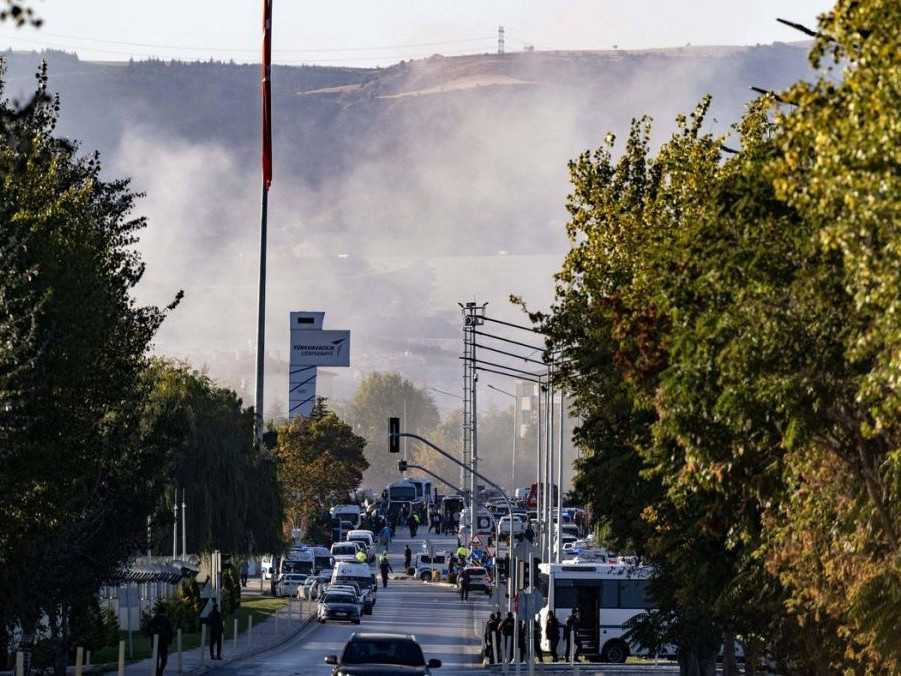 K útoku v tureckej Ankare sa prihlásila PKK, Turecko odpovedá náletmi na kurdské ciele