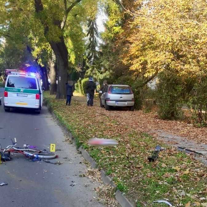 Tragická nehoda v Zlatých Moravciach: Vodička narazila do chodca tlačiaceho bicykel, ten zrážku neprežil