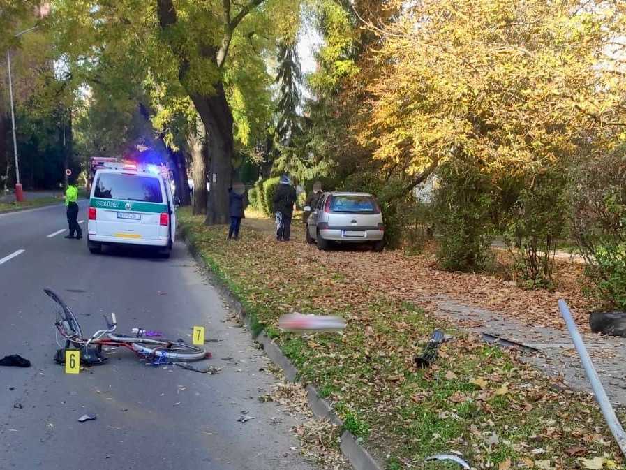 Tragická nehoda v Zlatých Moravciach: Vodička narazila do chodca tlačiaceho bicykel, ten zrážku neprežil