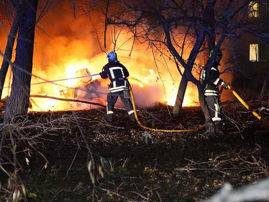 Pri ruskom útoku na ukrajinské mesto Sumy zahynulo najmenej desať ľudí. Medzi obeťami sú aj dve deti