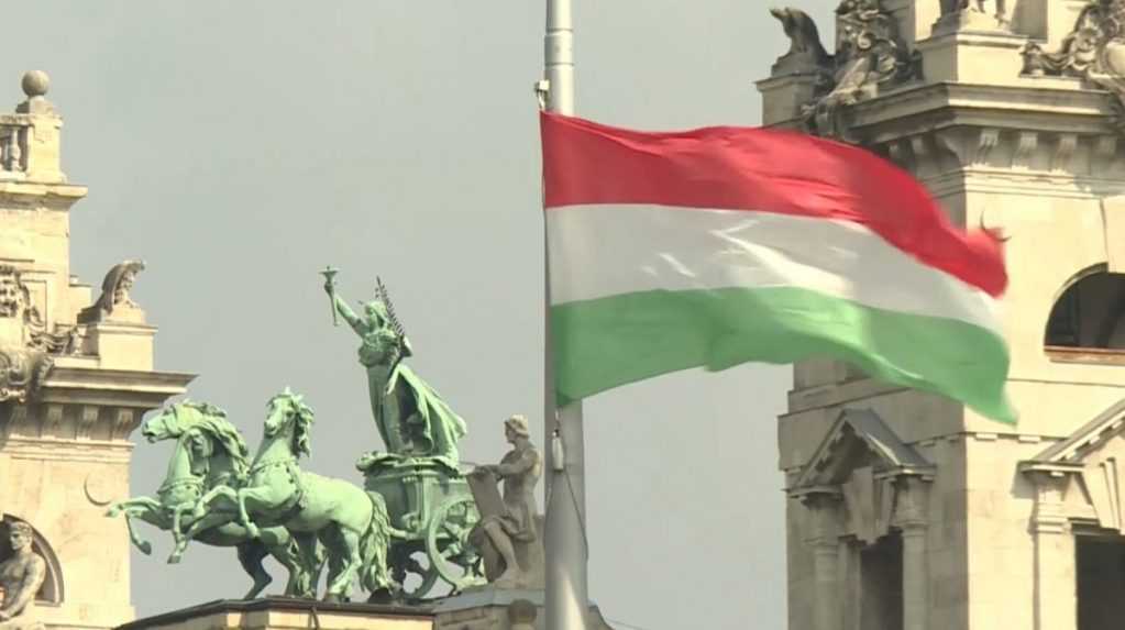 V Maďarsku rezonuje téma slovenskej novely jazykového zákona. Boja sa o práva národnostných menšín