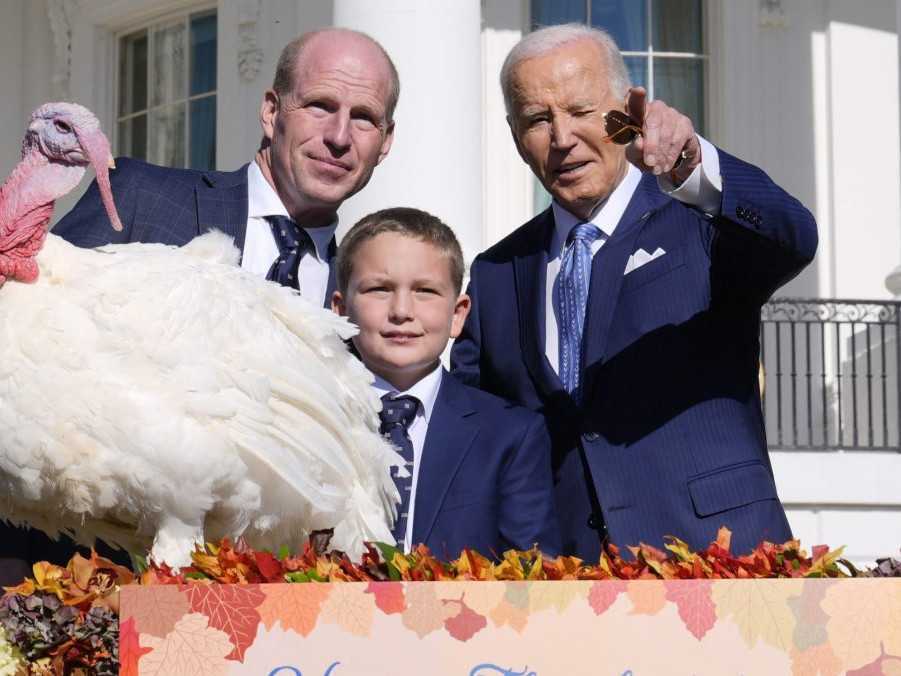 Joe Biden poslednýkrát ako prezident USA omilostil pred Dňom vďakyvzdania dvoch moriakov