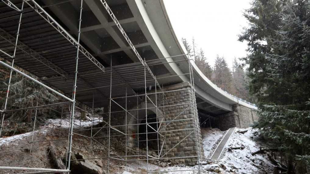 Horský priechod Čertovica čaká cez víkend úplná uzávera. Vodiči budú musieť využiť obchádzkové trasy