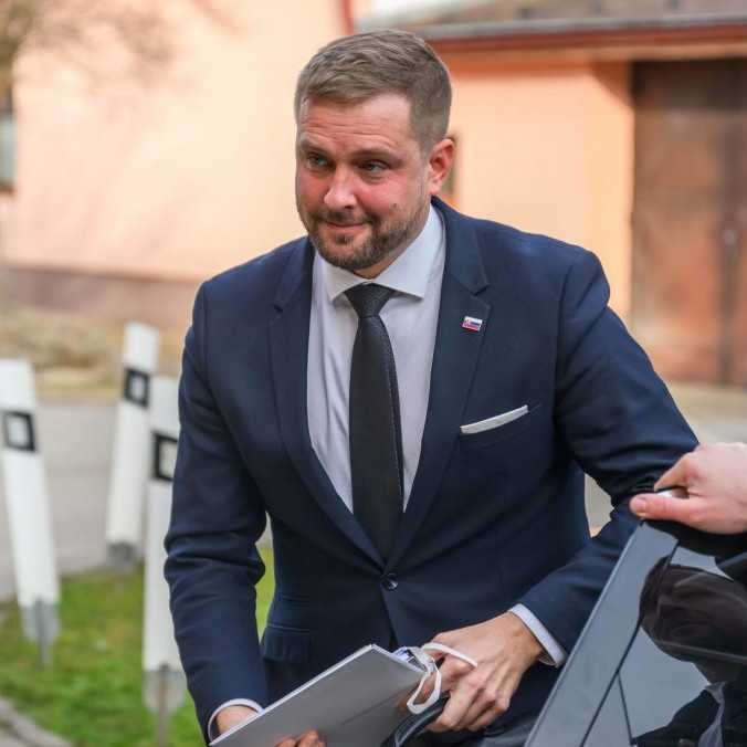 K. Šaško nebude pokračovať v úsilí exministerky zdravotníctva zaviesť interrupčnú tabletku. Nie je to témou dňa, tvrdí