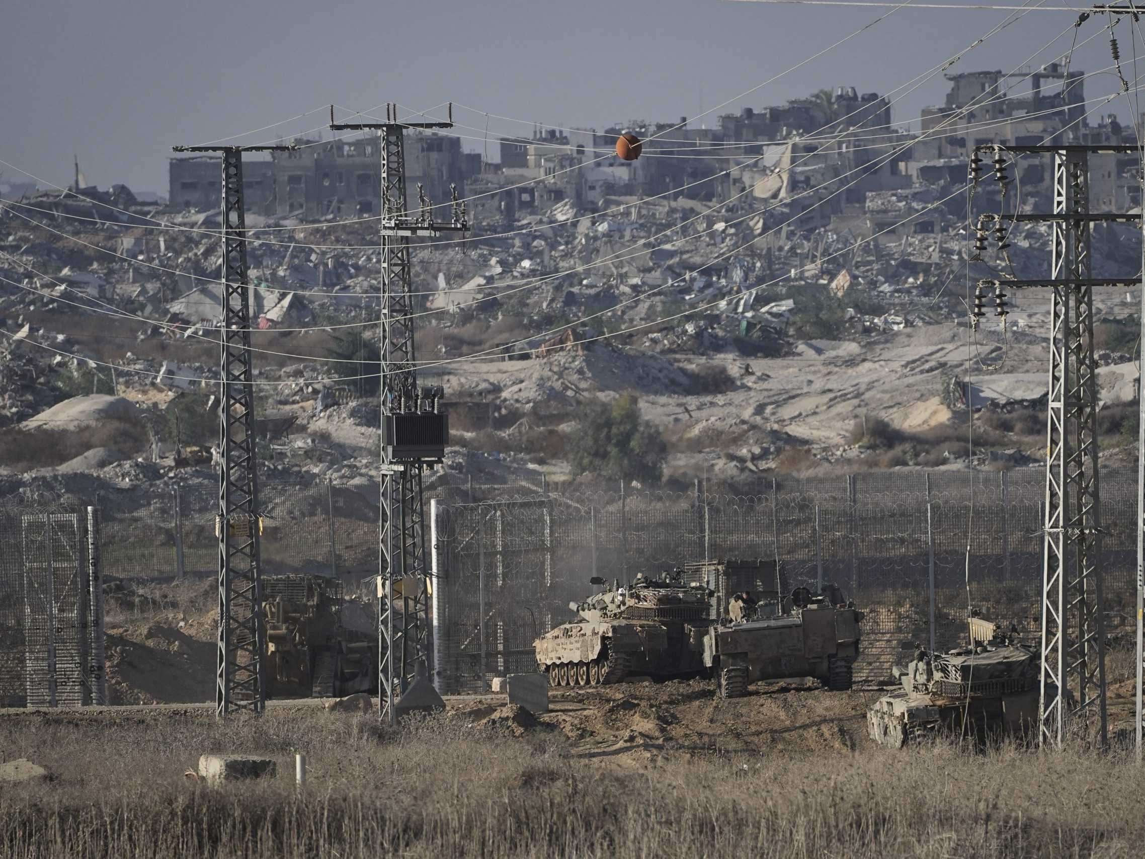 Viac ako 30 rukojemníkov, ktorých uniesol Hamas, už nežije. V rukách militantov ešte ostáva takmer sto ľudí