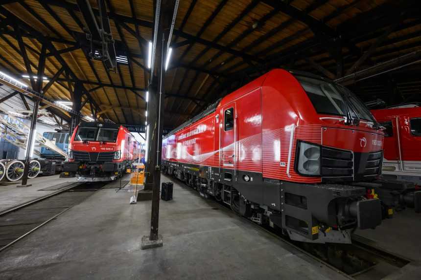 Na snÃƒÂ­mke predstavenie prvÃƒÂ½ch novÃƒÂ½ch ruÃ…Â¡Ã…Âˆov do diaÃ„Â¾kovej dopravy Siemens Vectron.