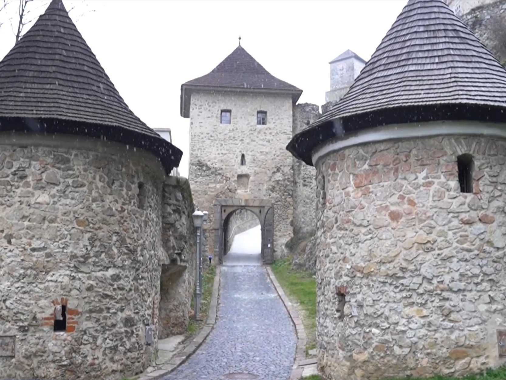 Na Trenčianskom hrade sa udejú zmeny nevídaných rozmerov. Rekonštrukcia prekvapí nielen turistov, ale aj domácich